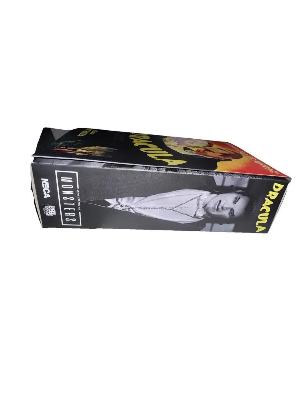 NECA Universal Monsters Ultimate Count Dracula 7